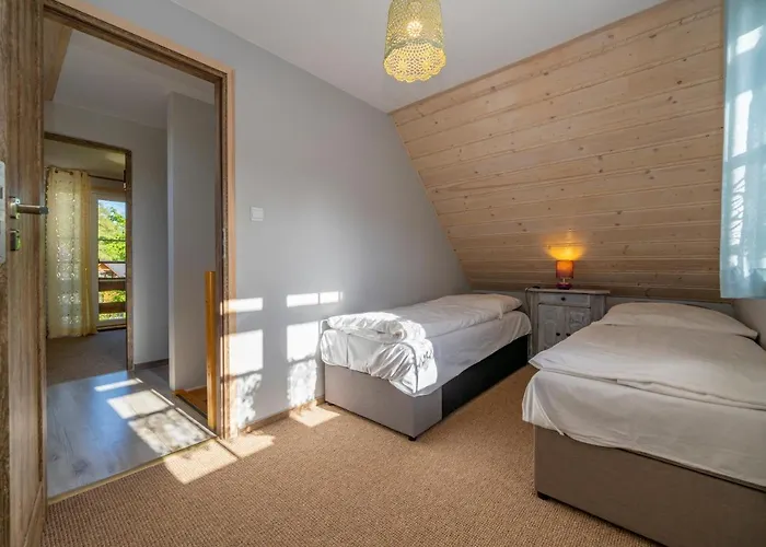 Chata Na Zaciszu שצ'קלארסקה פוראובה